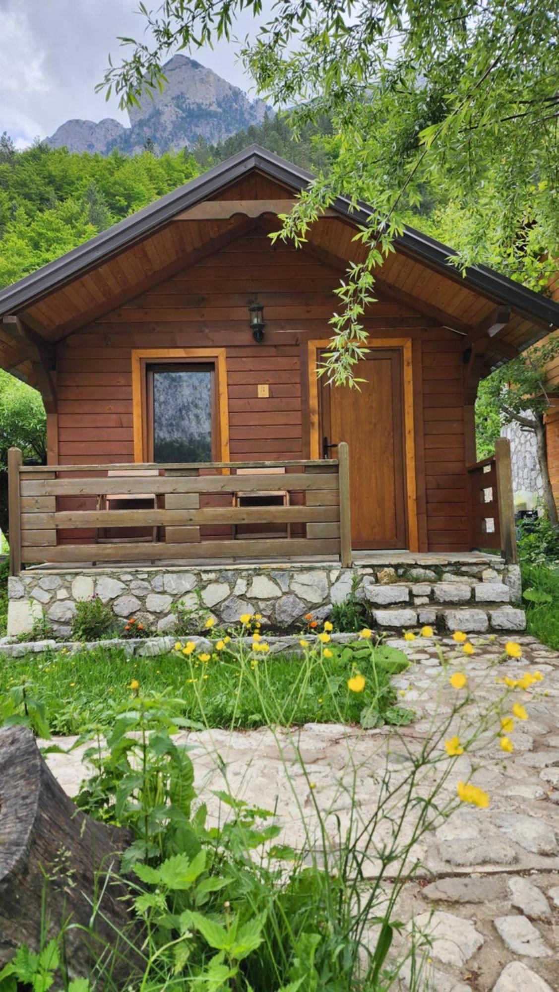 Villas Jezerca Valbona Szoba fotó
